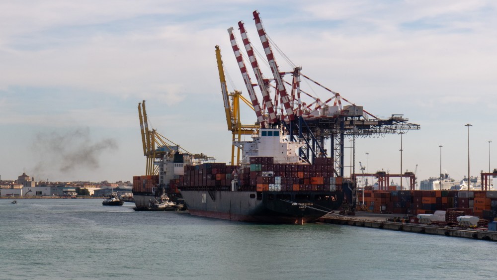 hapag-lloyd’s-$4.2b-zim-deal-faces-growing-opposition-in israel