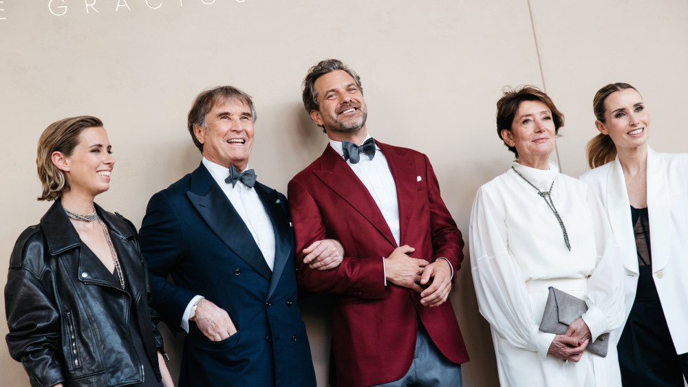 in-luxury,-megabrands-still-have-the-upper-hand: bernstein