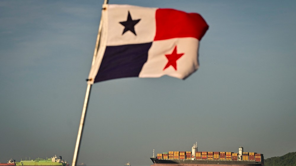 panama-canal-slashes-daily-ship-transits-as-el-nino-threatens-water levels
