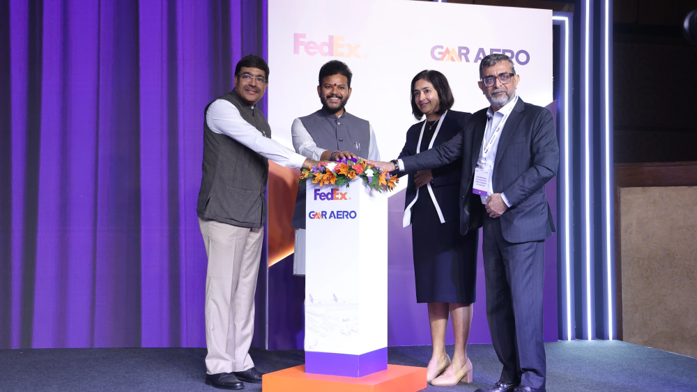 fedex-commits-$400-million-to-indian-air-cargo-growth-with-delhi,-mumbai hubs
