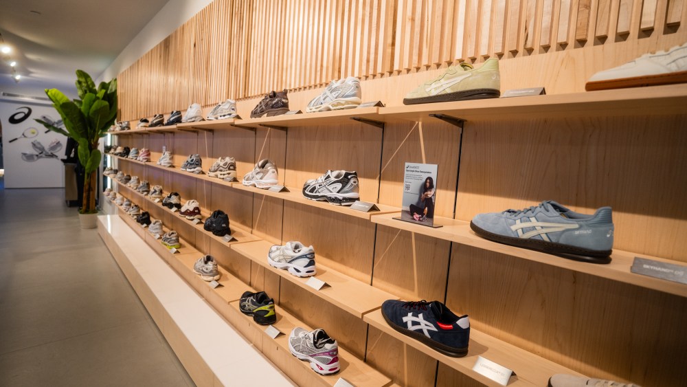 asics-opens-dedicated-sportstyle-pop-up-in-midtown-for-us-open-and-new-york-fashion week