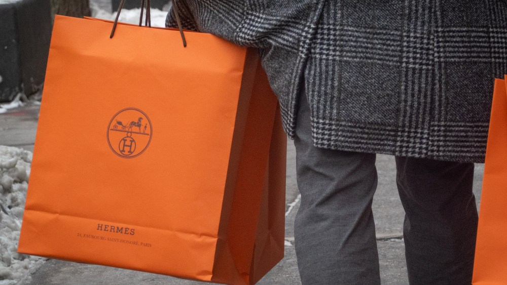 what-to-watch:-hermes-may-be-a-bellwether-for-china’s-luxury rebound