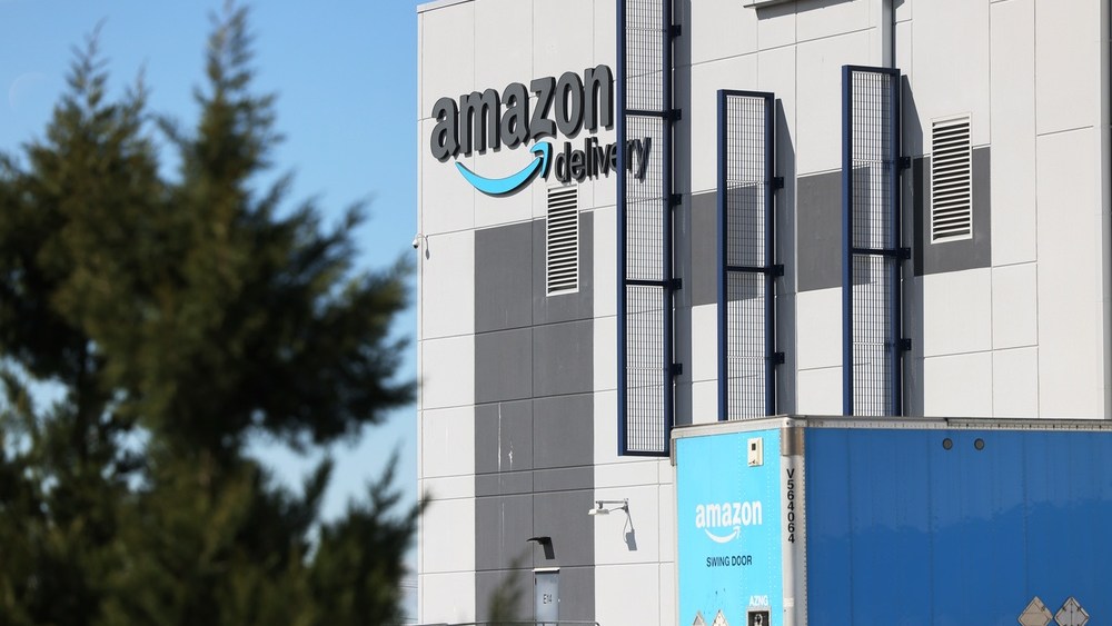 amazon-accused-of-discriminating-against-thousands-of-pregnant workers