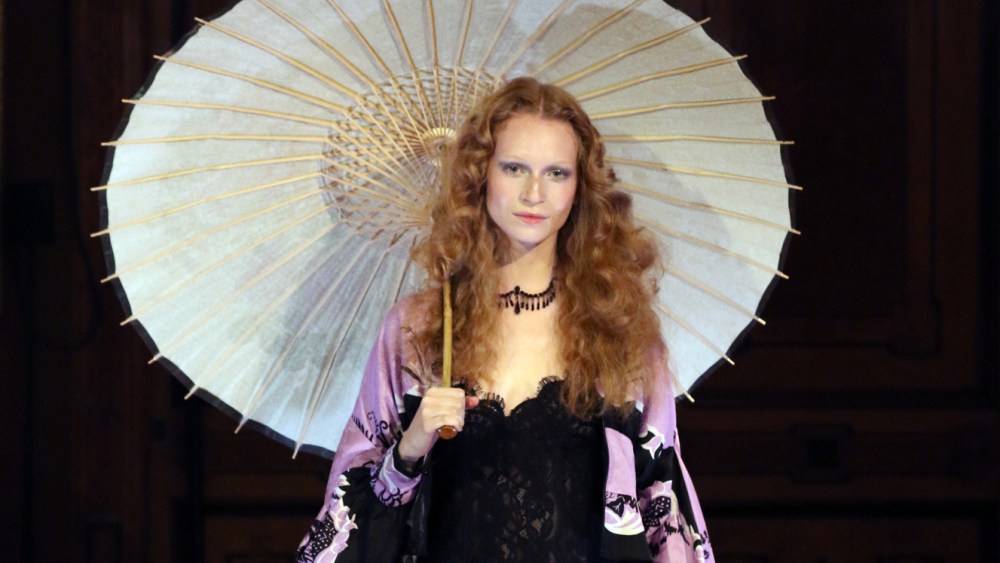 anna-sui-spring-2027:-mischief-and wonder