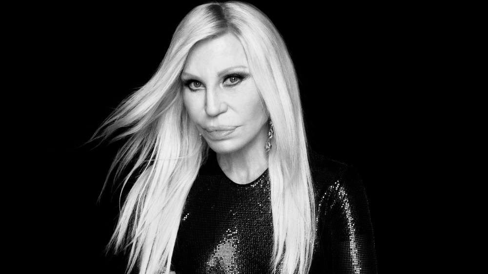 donatella-versace-to-launch-new-brand-with-revolve group
