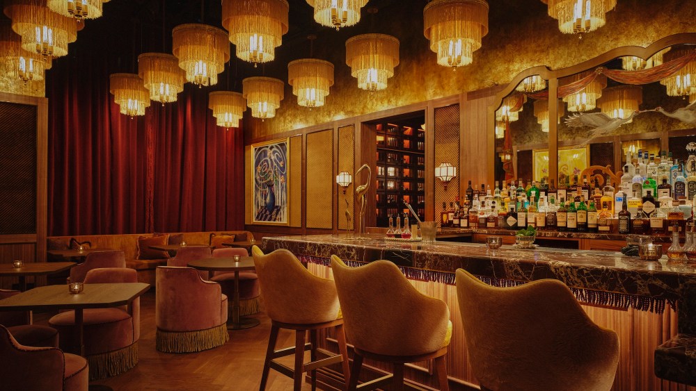 bar-cc,-from-the-crane-club-team,-is-letting-the-cocktails shine