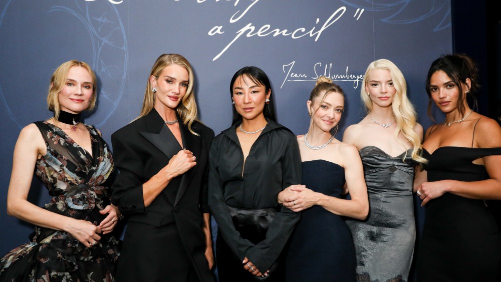 tiffany-draws-a-glittering-crowd-to-jean-schlumberger-conservation-project-in paris