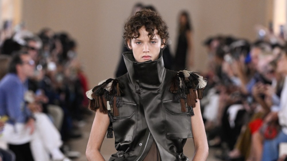 sacai-spring-2027:-the-tipping point