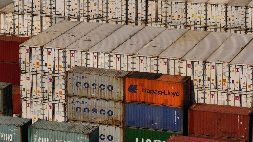 america’s-global-trade-deficit-grew-in-august-while-canadian-imports surged
