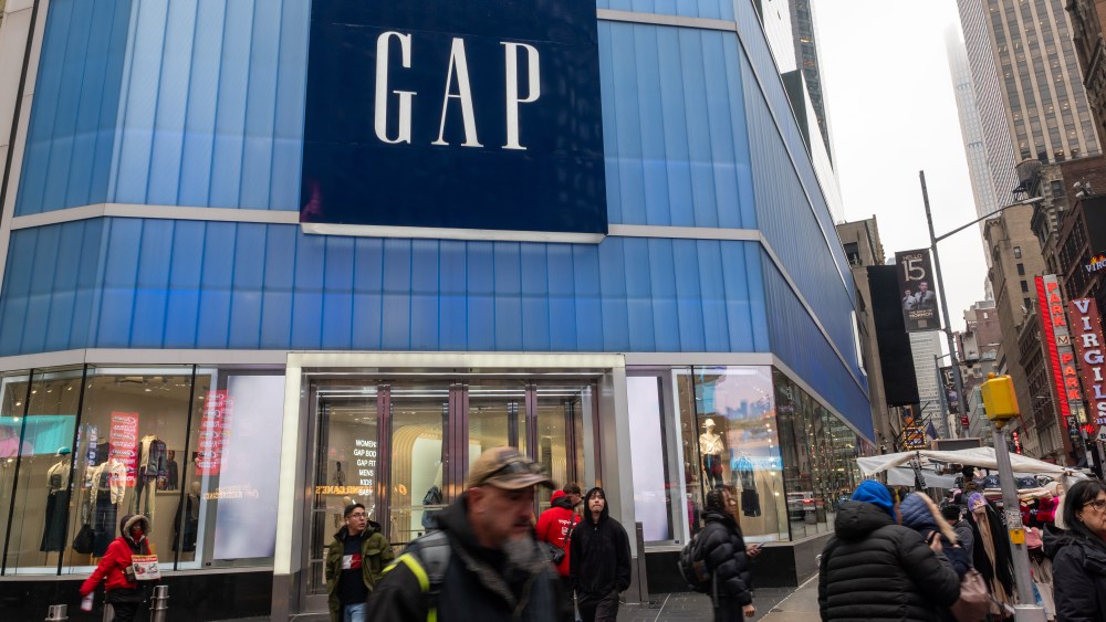 from-its-first-ecommerce-site-to-ai-adoption,-gap-looks-back-while-looking forward