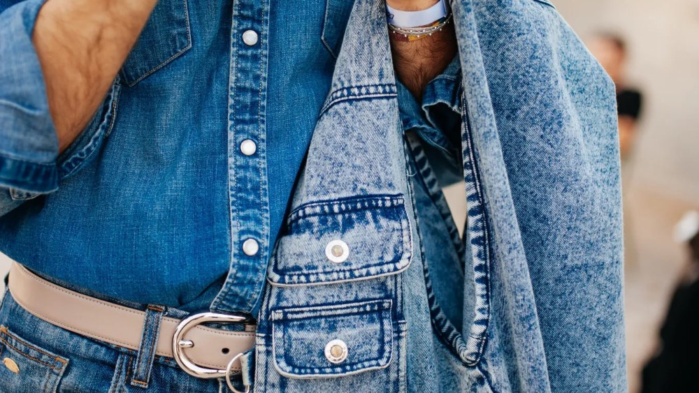 denim-street-style-at-paris-fashion week