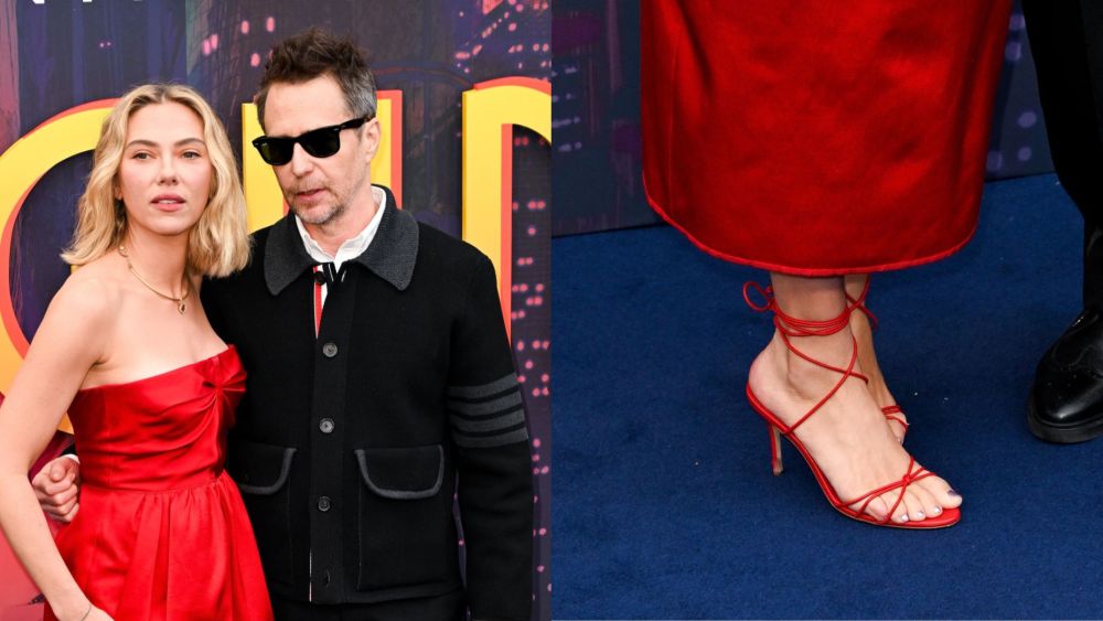 scarlett-johansson-sports-strappy-manolo-blahnik-sandals-during-‘ray-gun’ premiere