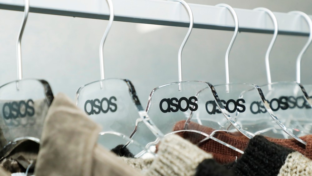 most-fashion-brands-have-apps-now-the-asos-hack-shows-why-that-might-be-a-bad idea.