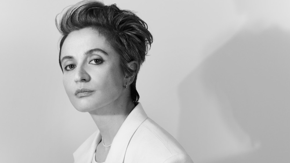 veronica-leoni-out-at-calvin-klein collection
