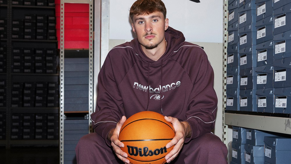 cooper-flagg-works-alongside-foot-locker’s-stripers-in-new-ad-to-kickoff-nba season