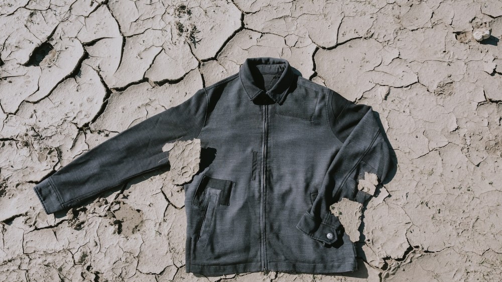tencel-lyocell’s-coarser-variant-gives-denim-a-rugged-look-in-freeform collection
