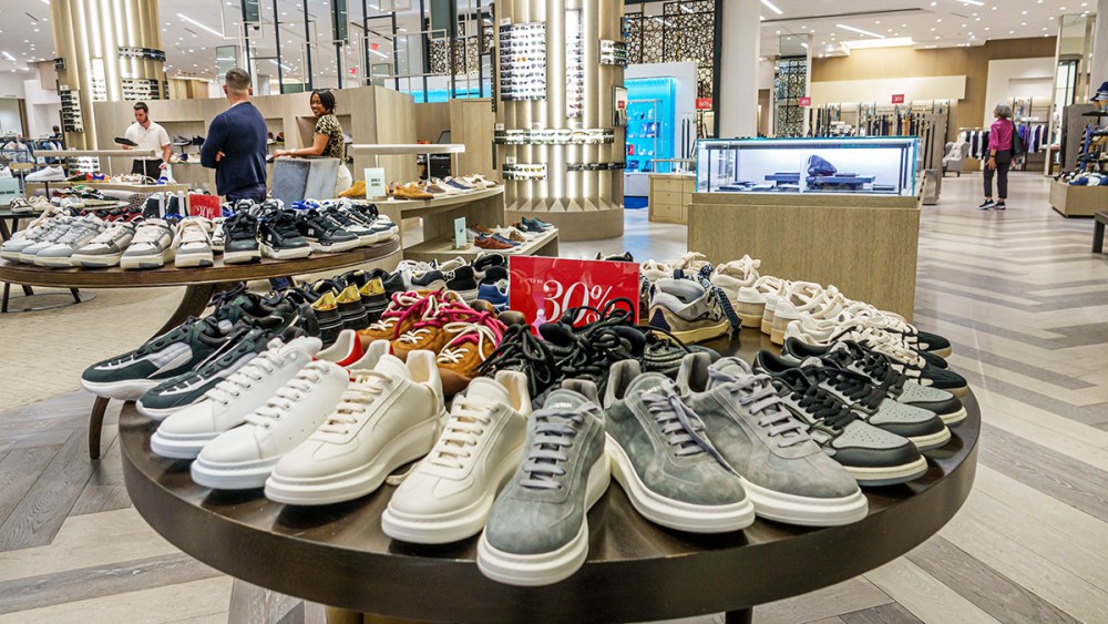should-stores-start-to-think-about-a-pull-back-on-shoe-inventory-as-prices-inch higher?