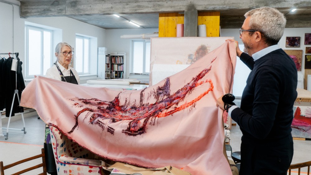 when-fashion-and-art collide