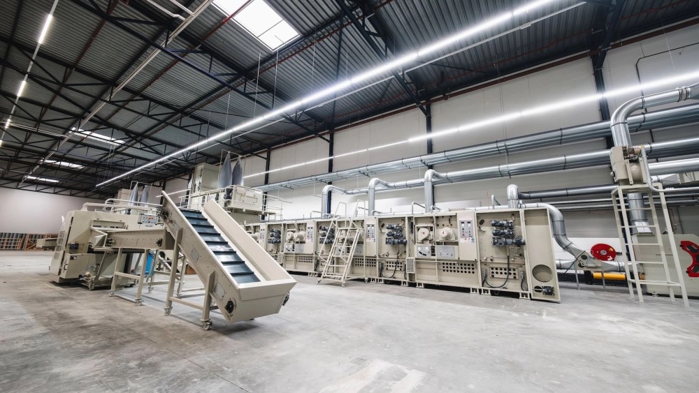 brightfiber-halts-amsterdam-fiber-production-amid-funding shortfall