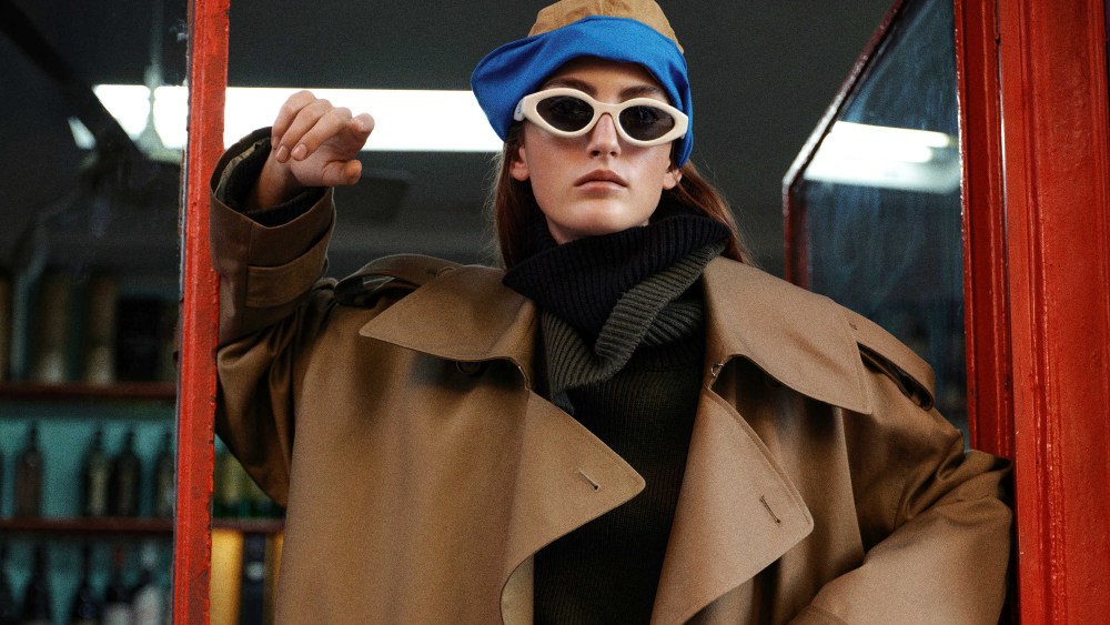 tiled-tapas-bars-—-and-the-new-flamenco-flap-bag-—-star-in-loewe’s-latest campaign