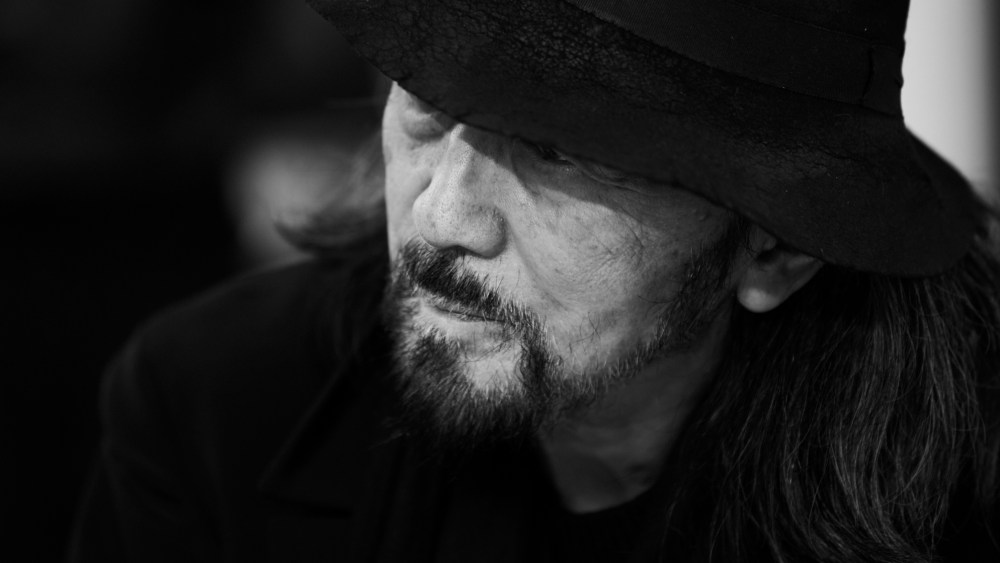 yohji-yamamoto-to-receive-outstanding-achievement-award-at-fashion-awards 2026