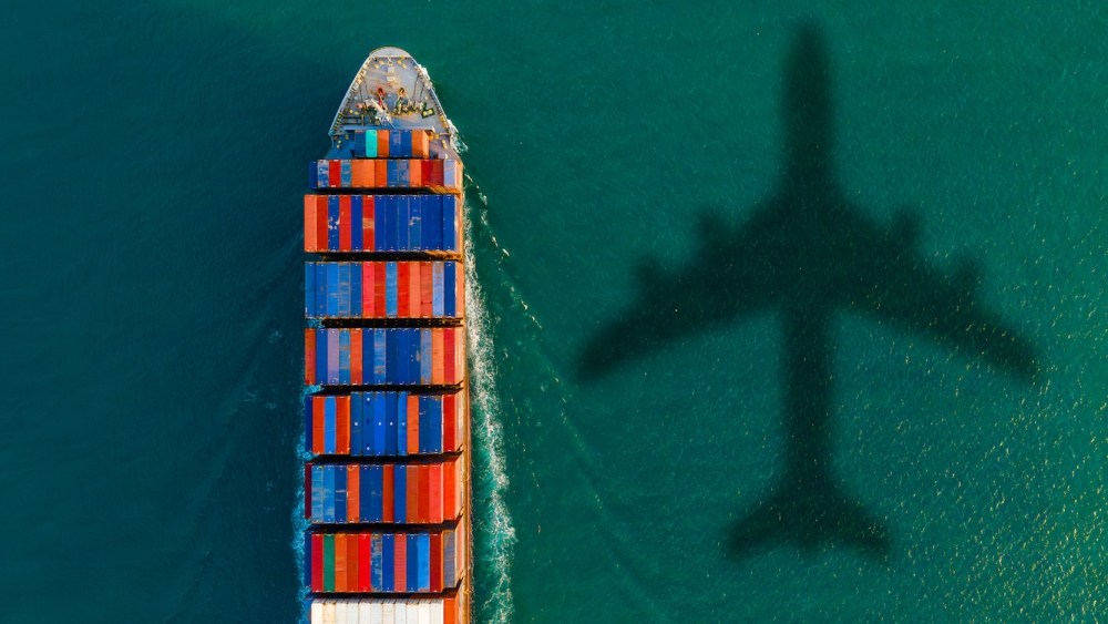 ch.-robinson-takes-its-ai-agents-from-trucking-to-ocean,-air-and customs